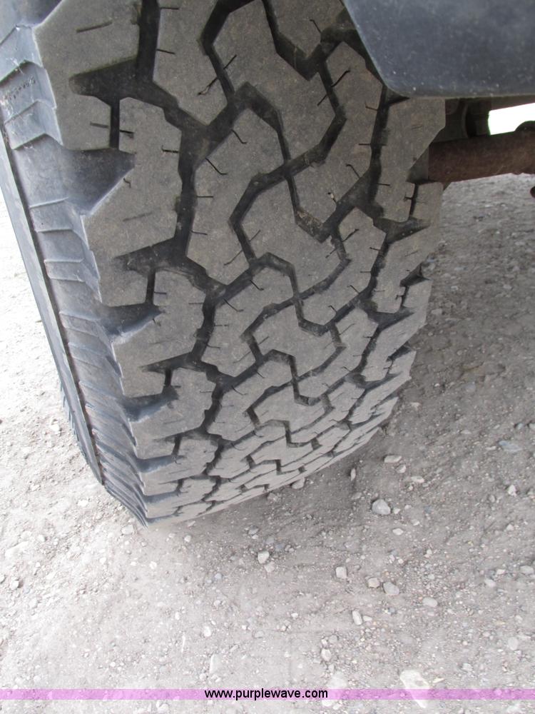 image for item H4596 2007 Ford F250 Super Duty XL pickup truck