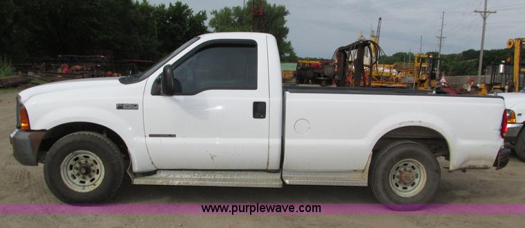 image for item H4597 1999 Ford F250 Super Duty XL pickup truck