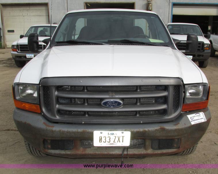 image for item H4597 1999 Ford F250 Super Duty XL pickup truck