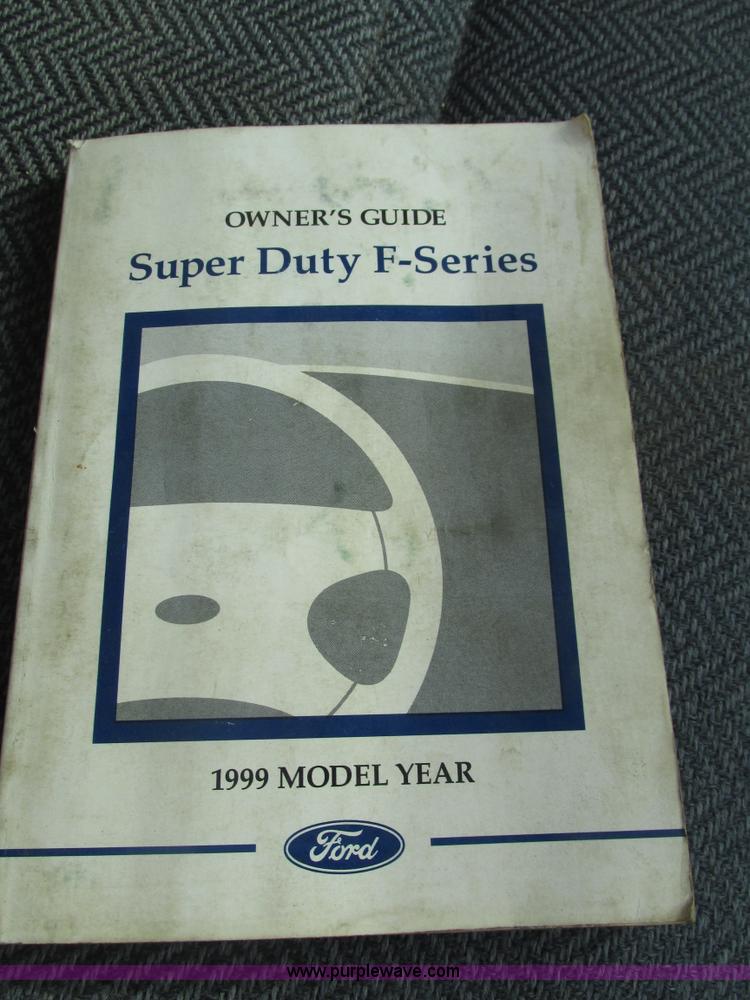 image for item H4597 1999 Ford F250 Super Duty XL pickup truck