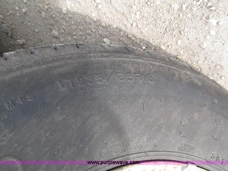 image for item H4597 1999 Ford F250 Super Duty XL pickup truck