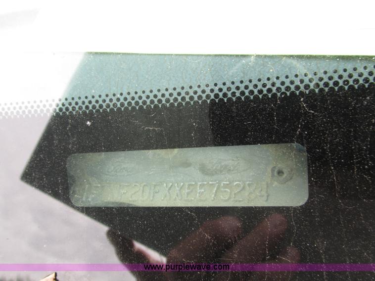 image for item H4597 1999 Ford F250 Super Duty XL pickup truck