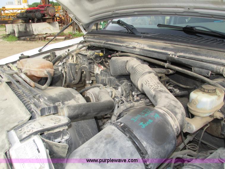 image for item H4598 2000 Ford F250 Super Duty XL pickup truck