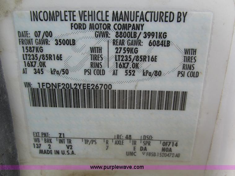 image for item H4598 2000 Ford F250 Super Duty XL pickup truck