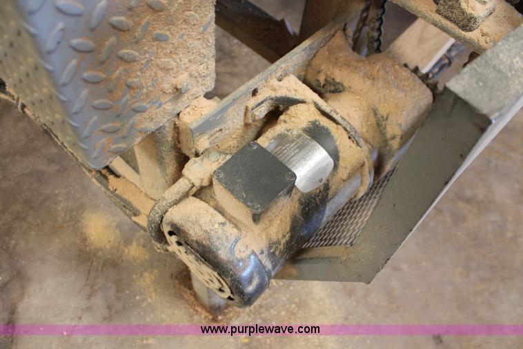 image for item H5765 Alpine Webpro 4X2 web saw