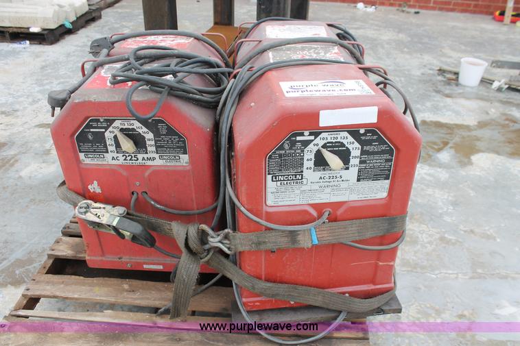 image for item H8198 (5) Lincoln AC-225 welders