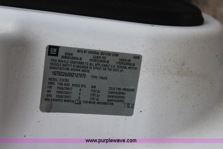 image for item I1617 2009 GMC Sierra 1500 SLE Ext. Cab pickup truck