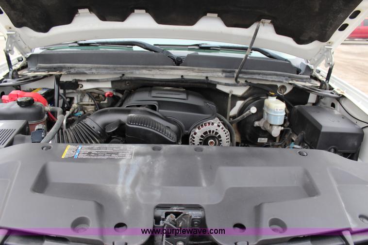 image for item I1617 2009 GMC Sierra 1500 SLE Ext. Cab pickup truck