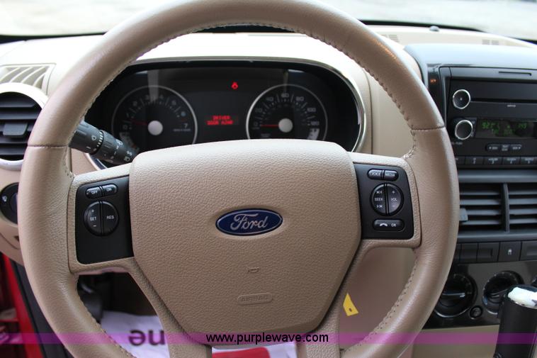 image for item I1618 2010 Ford Explorer XLT SUV