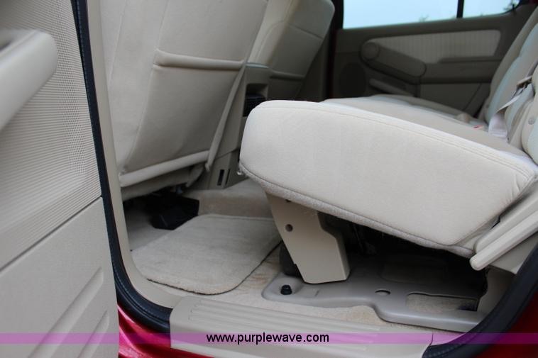 image for item I1618 2010 Ford Explorer XLT SUV