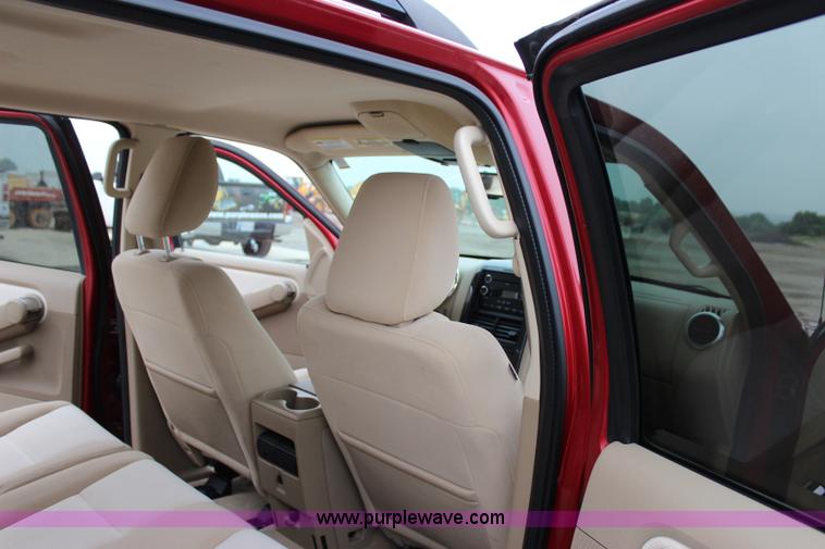 image for item I1618 2010 Ford Explorer XLT SUV