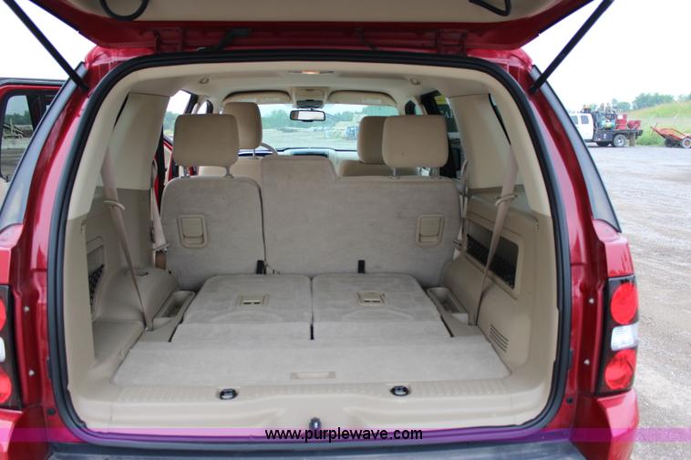 image for item I1618 2010 Ford Explorer XLT SUV