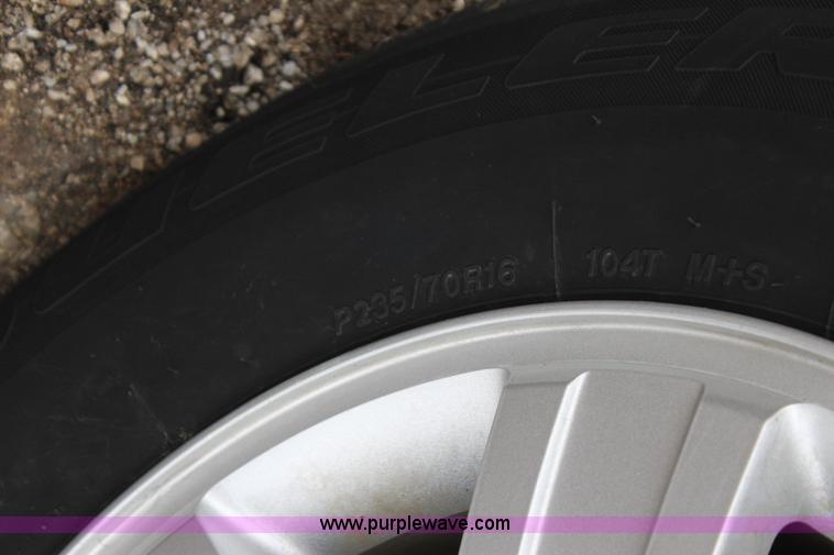 image for item I1618 2010 Ford Explorer XLT SUV