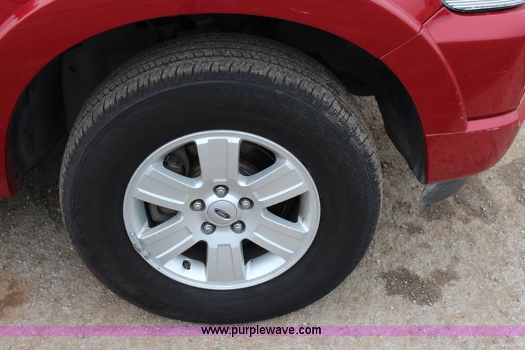 image for item I1618 2010 Ford Explorer XLT SUV