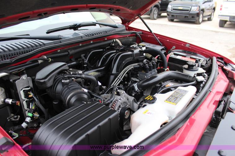 image for item I1618 2010 Ford Explorer XLT SUV