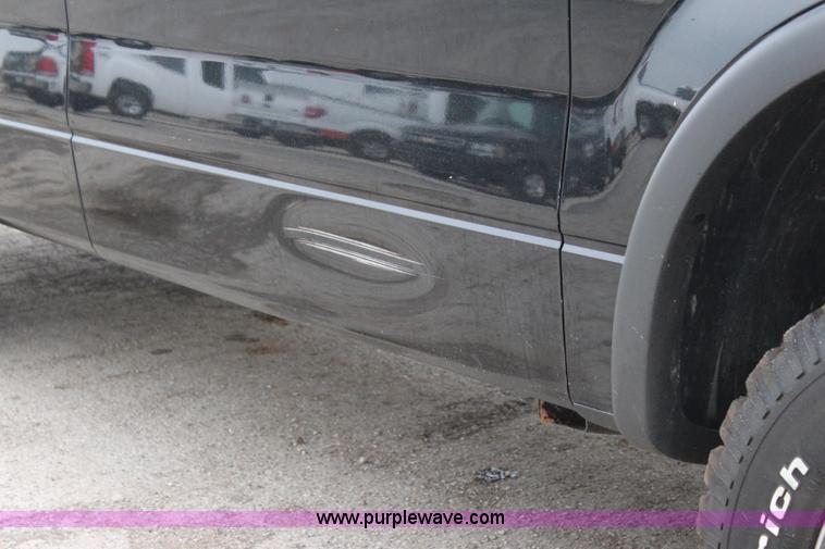 image for item I1620 2012 Ford F150 FX4 SuperCrew pickup truck