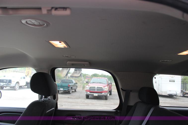 image for item I1621 2010 Chevrolet Tahoe LS SUV