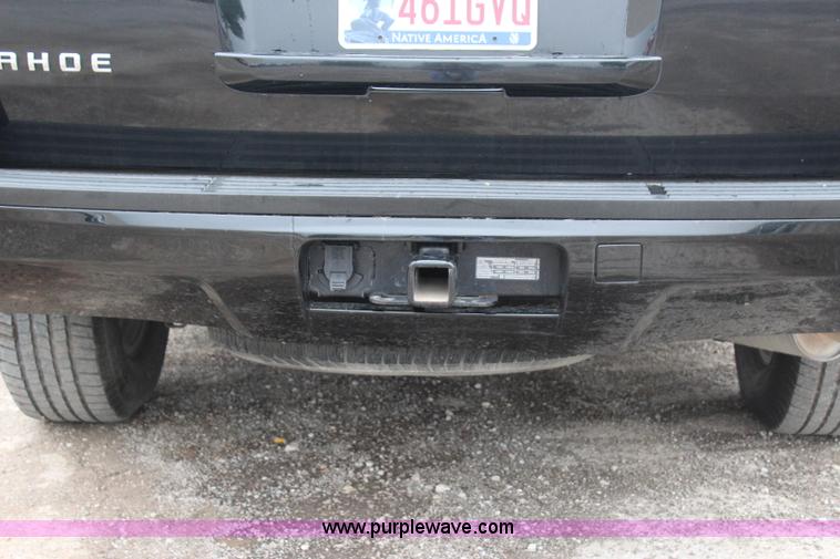 image for item I1621 2010 Chevrolet Tahoe LS SUV