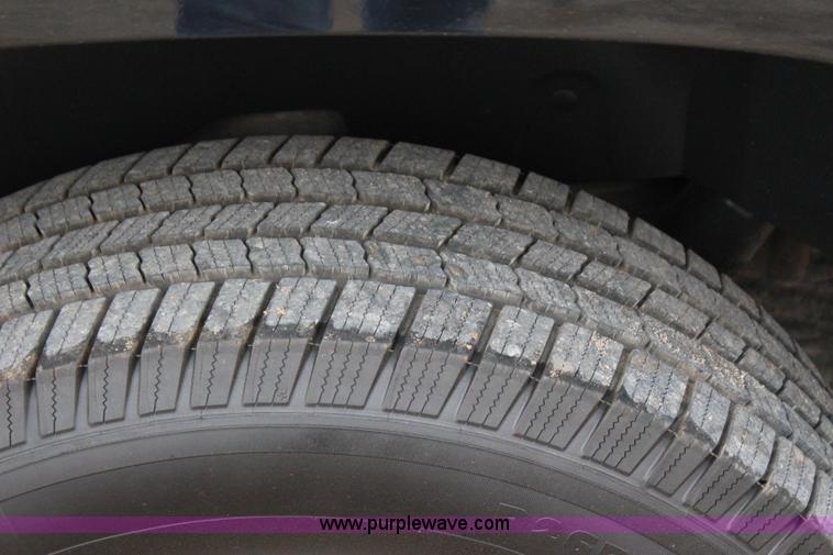 image for item I1621 2010 Chevrolet Tahoe LS SUV