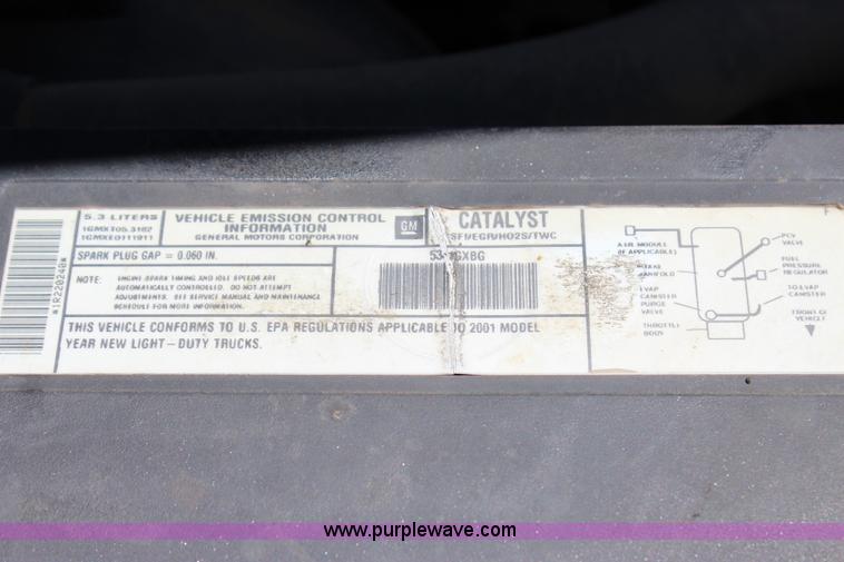 image for item I1634 2001 Chevrolet Tahoe LS SUV