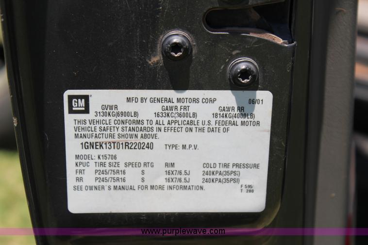 image for item I1634 2001 Chevrolet Tahoe LS SUV