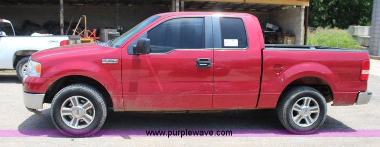 image for item I1642 2008 Ford F150 SuperCab pickup truck