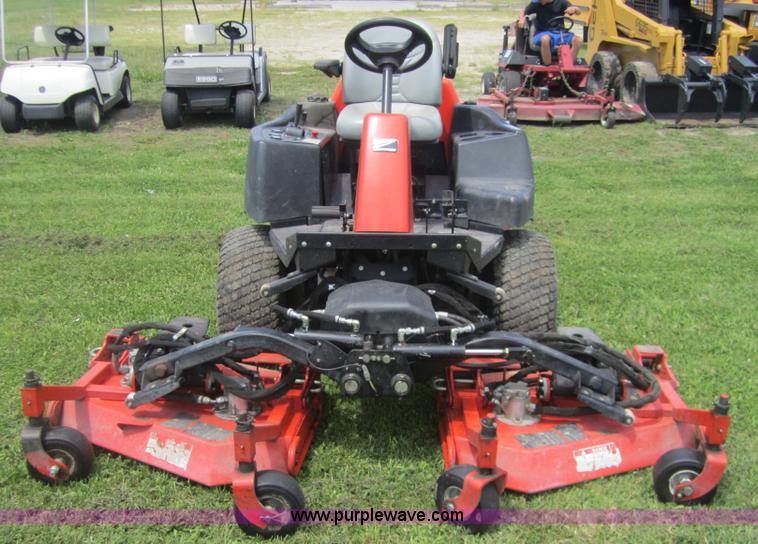 image for item I2106 2007 Jacobsen HR4600 lawn mower