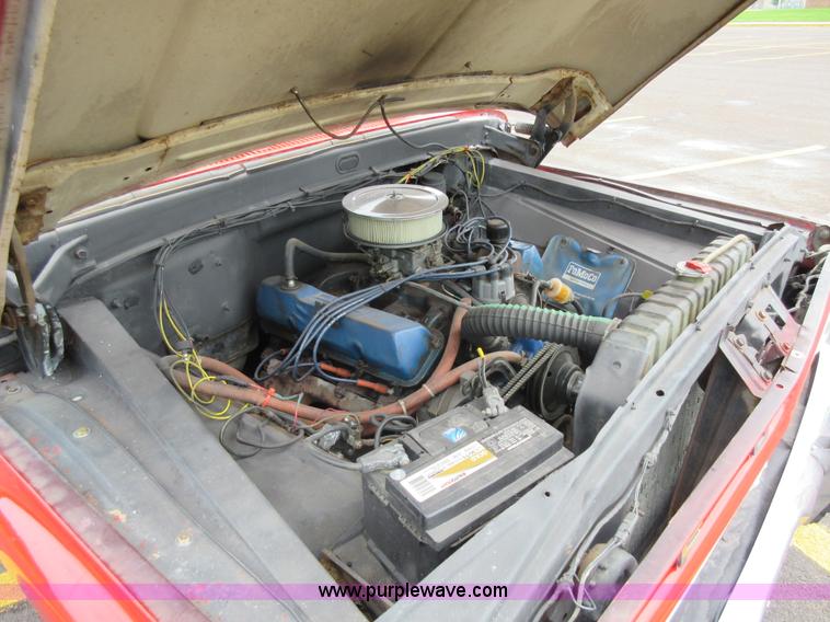 image for item I2820 1966 Ford F250 pickup truck