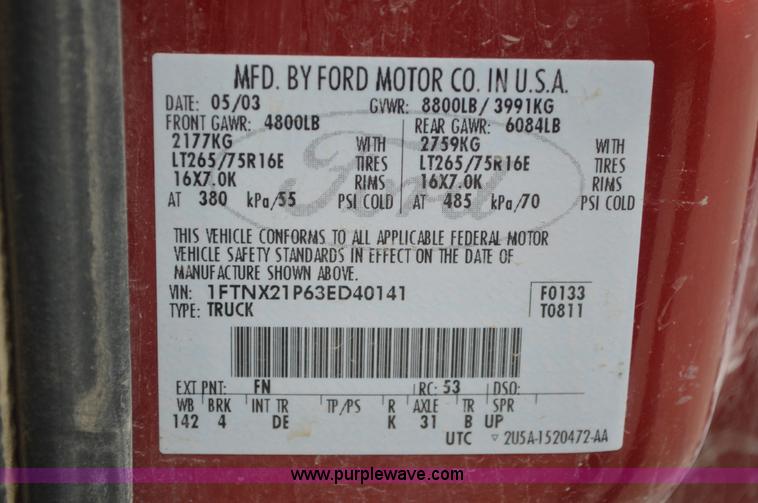 image for item I2821 2003 Ford F250 Super Duty SuperCab pickup truck