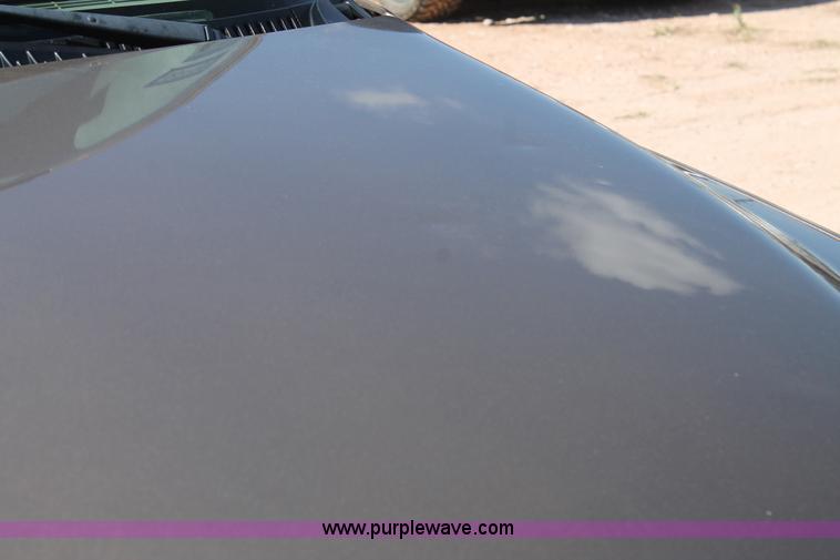 image for item J1463 2004 Chevrolet Tahoe SUV