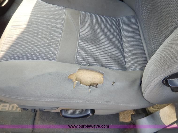 image for item J3794 2006 Dodge Ram 2500 Quad Cab pickup truck