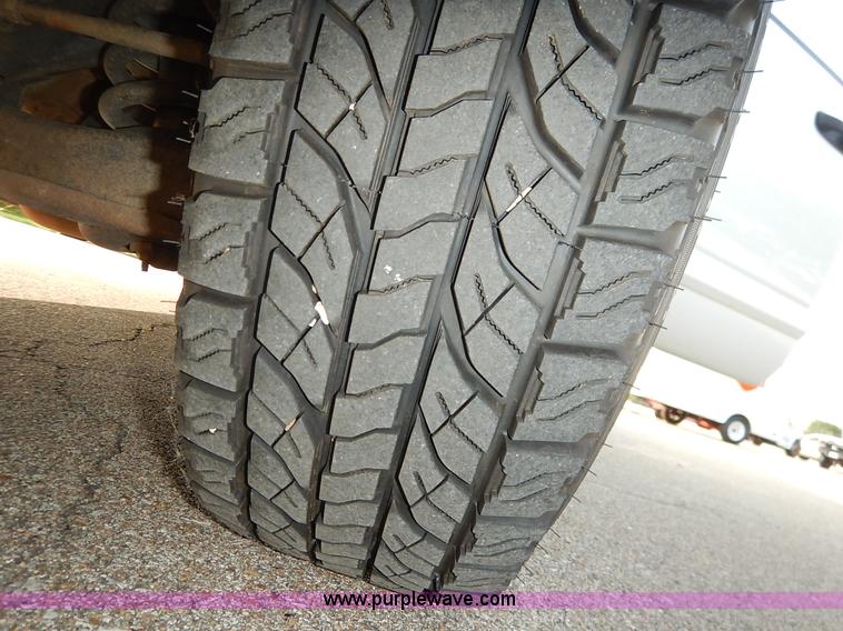 image for item J3794 2006 Dodge Ram 2500 Quad Cab pickup truck