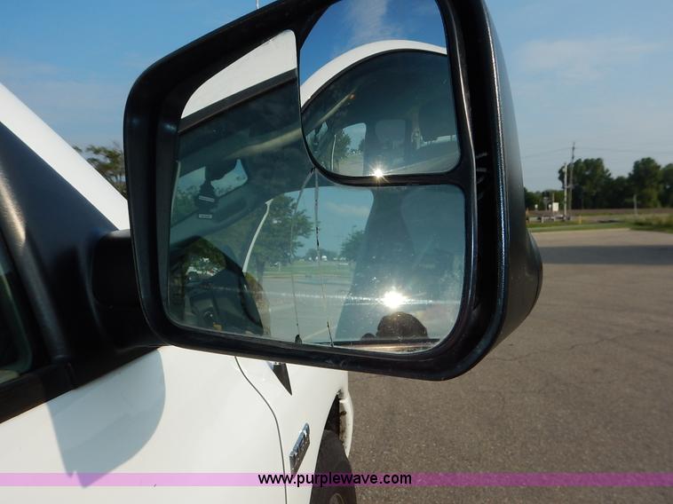 image for item J3794 2006 Dodge Ram 2500 Quad Cab pickup truck