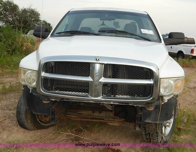 image for item J3798 2003 Dodge Ram 2500 HD SLT Quad Cab pickup truck