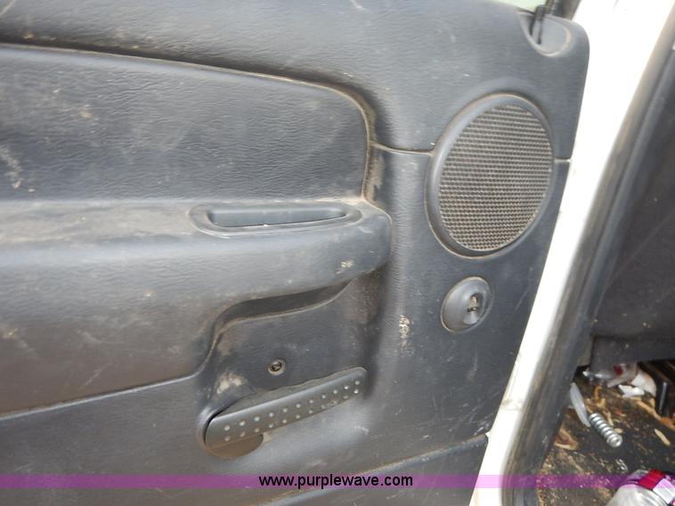 image for item J3798 2003 Dodge Ram 2500 HD SLT Quad Cab pickup truck