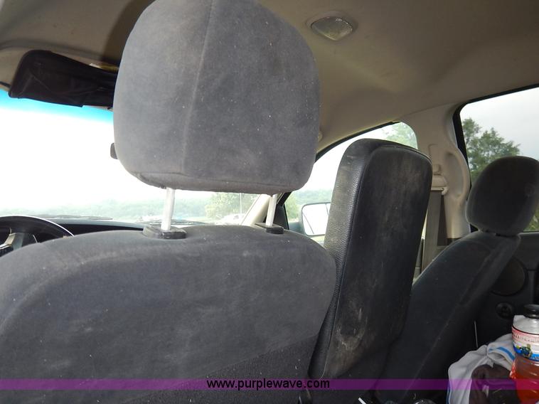 image for item J3798 2003 Dodge Ram 2500 HD SLT Quad Cab pickup truck