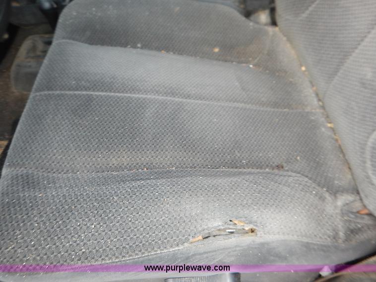 image for item J3798 2003 Dodge Ram 2500 HD SLT Quad Cab pickup truck