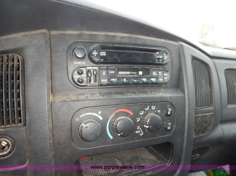 image for item J3798 2003 Dodge Ram 2500 HD SLT Quad Cab pickup truck