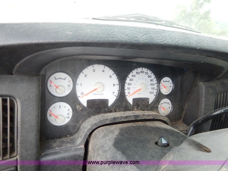 image for item J3798 2003 Dodge Ram 2500 HD SLT Quad Cab pickup truck