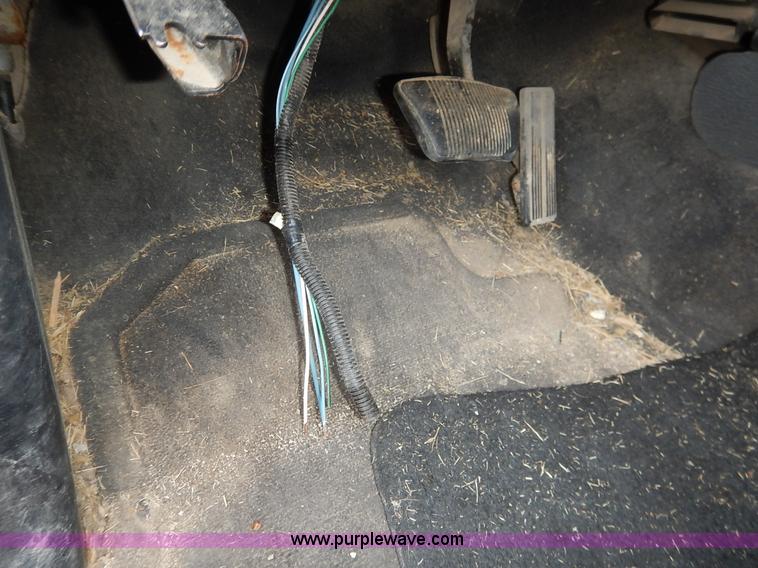 image for item J3798 2003 Dodge Ram 2500 HD SLT Quad Cab pickup truck