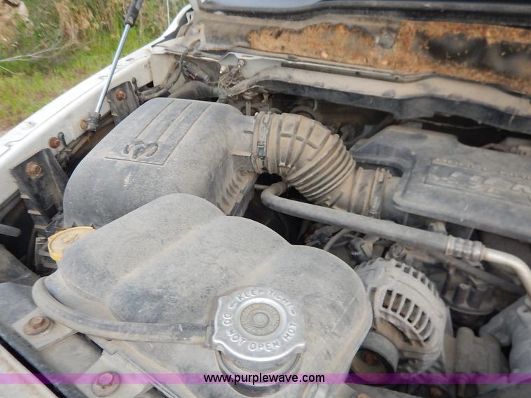 image for item J3798 2003 Dodge Ram 2500 HD SLT Quad Cab pickup truck