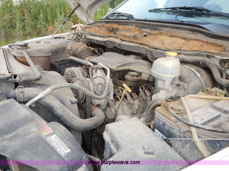 image for item J3798 2003 Dodge Ram 2500 HD SLT Quad Cab pickup truck