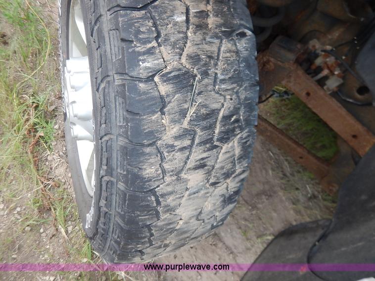 image for item J3798 2003 Dodge Ram 2500 HD SLT Quad Cab pickup truck