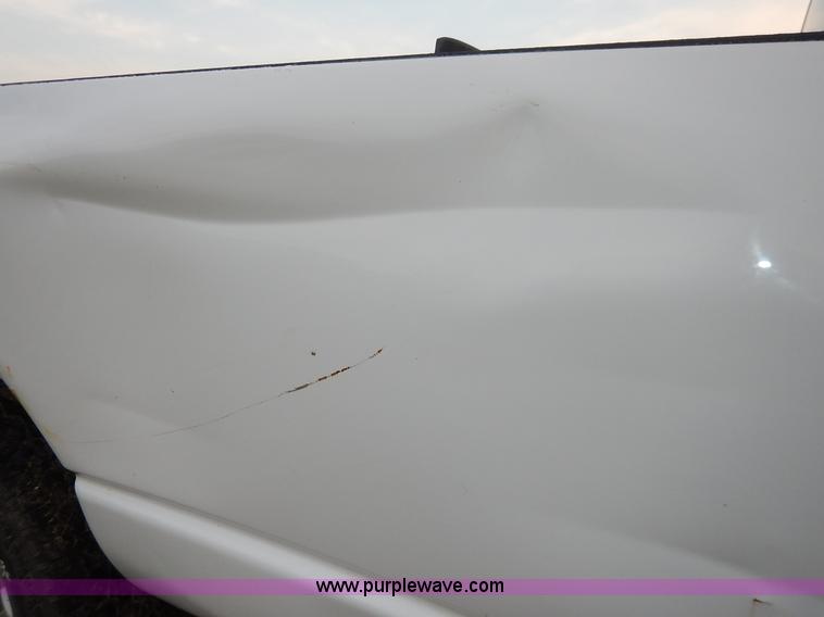 image for item J3798 2003 Dodge Ram 2500 HD SLT Quad Cab pickup truck