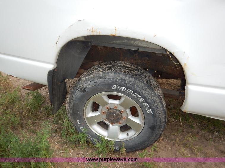 image for item J3798 2003 Dodge Ram 2500 HD SLT Quad Cab pickup truck