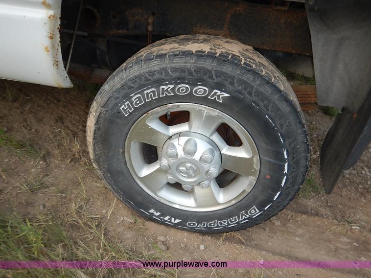 image for item J3798 2003 Dodge Ram 2500 HD SLT Quad Cab pickup truck