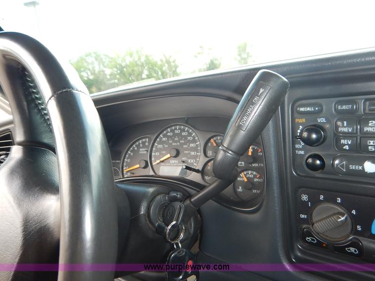 image for item J3799 1999 Chevrolet Silverado 1500 Z71 Ext. Cab pickup truck