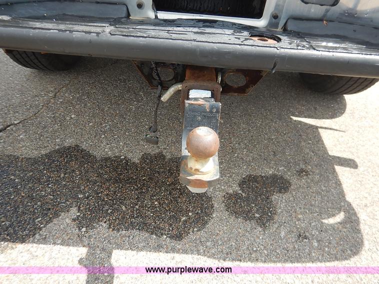 image for item J3799 1999 Chevrolet Silverado 1500 Z71 Ext. Cab pickup truck