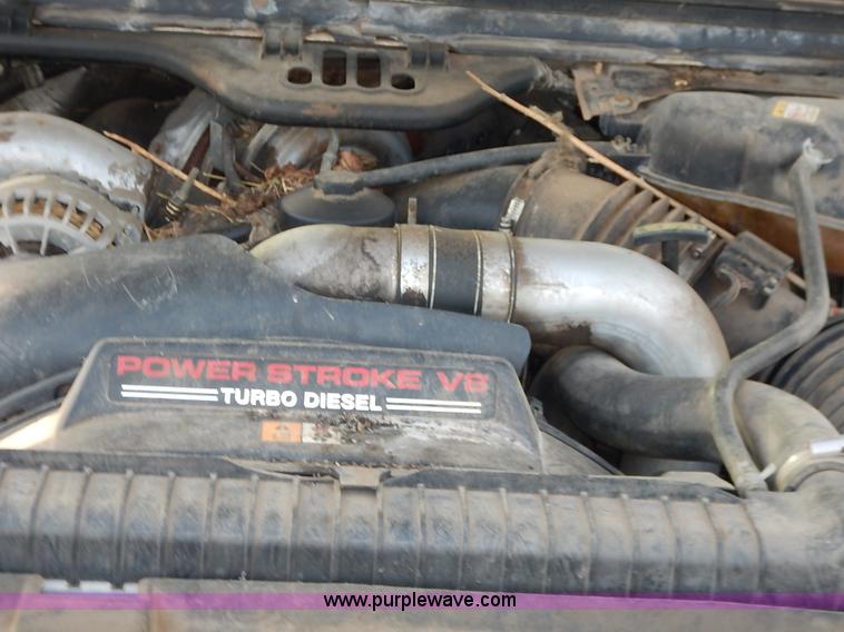 image for item J3800 2004 Ford F250 Super Duty Lariat Crew Cab pickup truck