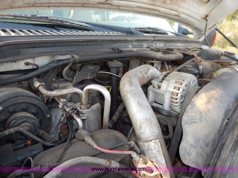 image for item J3800 2004 Ford F250 Super Duty Lariat Crew Cab pickup truck